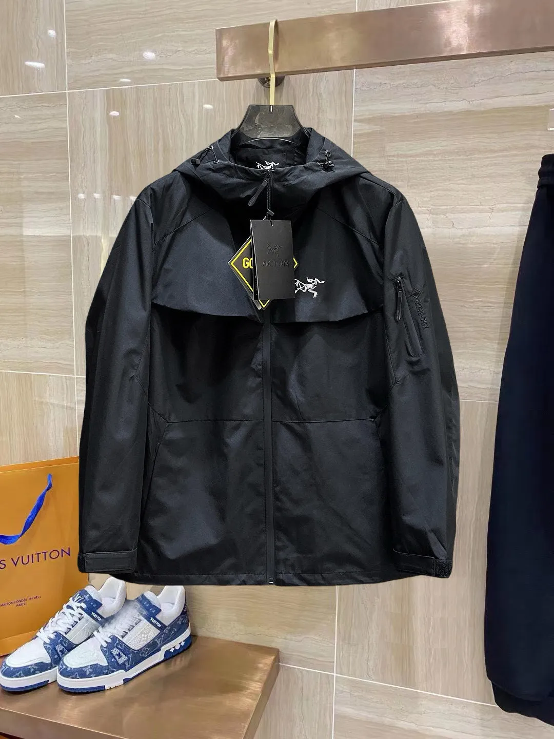 Same Style， ， 2026 New Arrival ， Original Premium Breathable ， ， ， Quality。 ， Sizes：M～3XL，